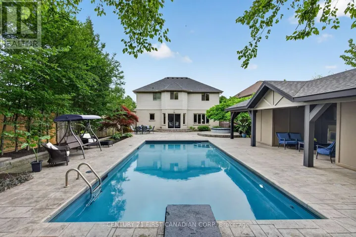 1027 MANCHESTER ROAD, London North (North L), Ontario N6H5J1