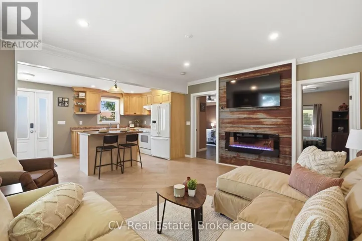 309 HIGH STREET, Georgian Bay (Freeman), Ontario P0C1H0
