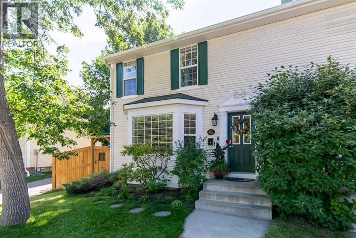 164 Somme Manor SW, Calgary, Alberta T2T6L5