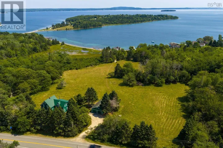 3257 Highway 3, East Chester, Nova Scotia B0J1J0