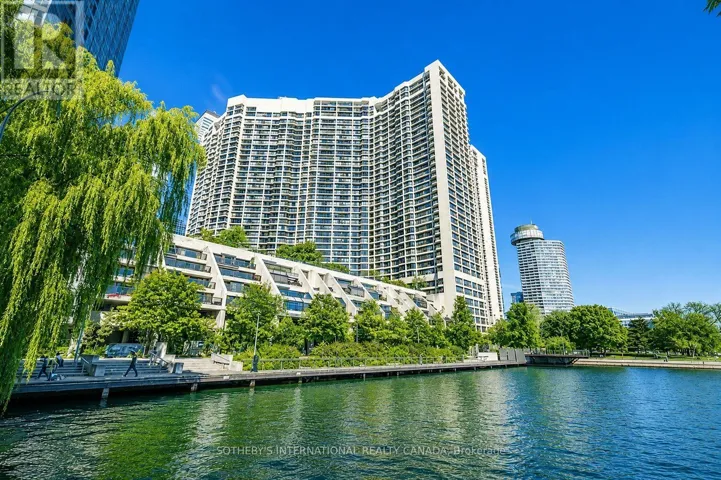 2104 - 65 HARBOUR SQUARE, Toronto (Waterfront Communities), Ontario M5J2L4