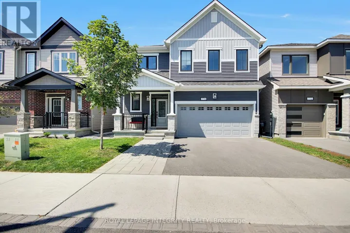 774 DERREEN AVENUE, Ottawa, Ontario K2S2Z1