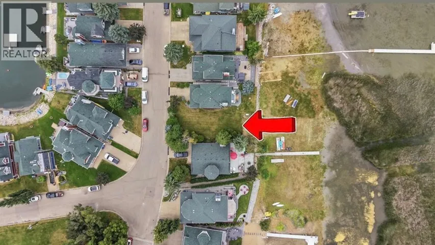 182 Marina Bay Court, Sylvan Lake, Alberta T4S1E9