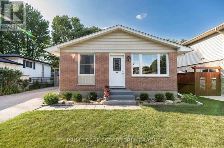 88 HAWTHORNE ROAD, London North (North P), Ontario N6G2W8