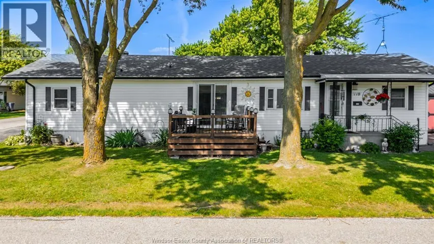 110 BROOKS BOULEVARD, Lakeshore, Ontario N8N2P8