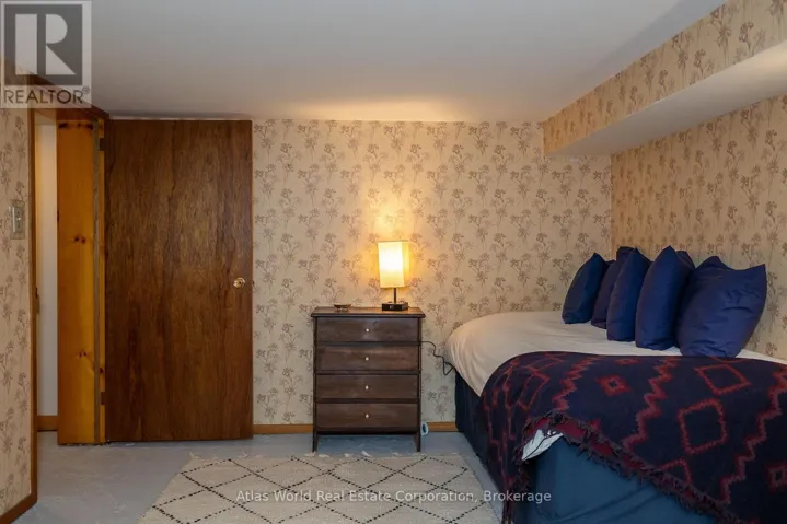 780