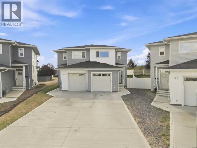 41 Pinnacle Close, Blackfalds, Alberta T4M0M3