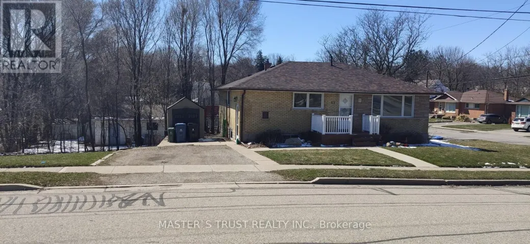 UPPER - 30 WILLIAM STREET, Guelph (St. George's), Ontario N1E5C9