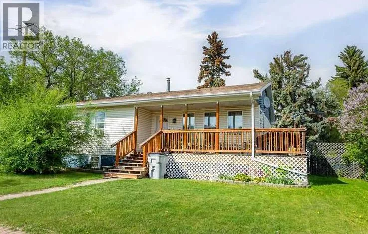 502 5 Avenue, Wainwright, Alberta T9W1B1