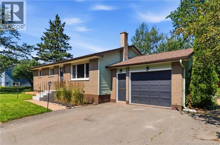 73 Laurelle Avenue, Moncton, New Brunswick E1G1G2