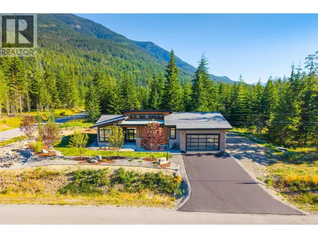 7769 Holt Road, Balfour, British Columbia V0G1C0
