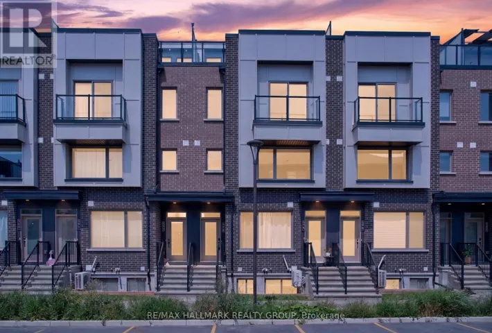 575 TAKAMOSE PRIVATE, Ottawa, Ontario K1K4Z4