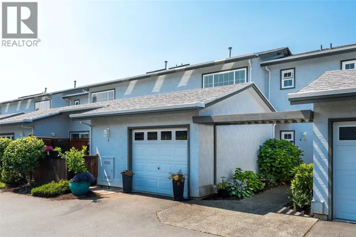 9 2115 Amelia Ave, Sidney, British Columbia V8L3Z8