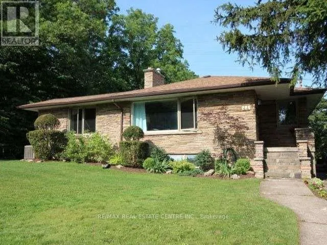 44 BRODICK STREET, Hamilton (Ainslie Wood), Ontario L8S3E4