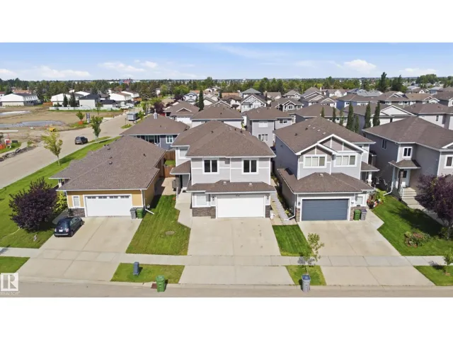 8914 97 AV, Morinville, Alberta T8R2N7
