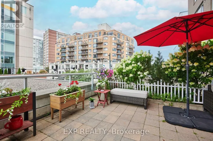 575 BYRON AVENUE, Ottawa, Ontario K2A1R7