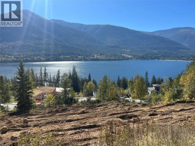 155 Lakeview Drive, Nelson, British Columbia V1L6W6