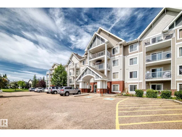 #301 13830 150 AV NW, Edmonton, Alberta T6V1X2