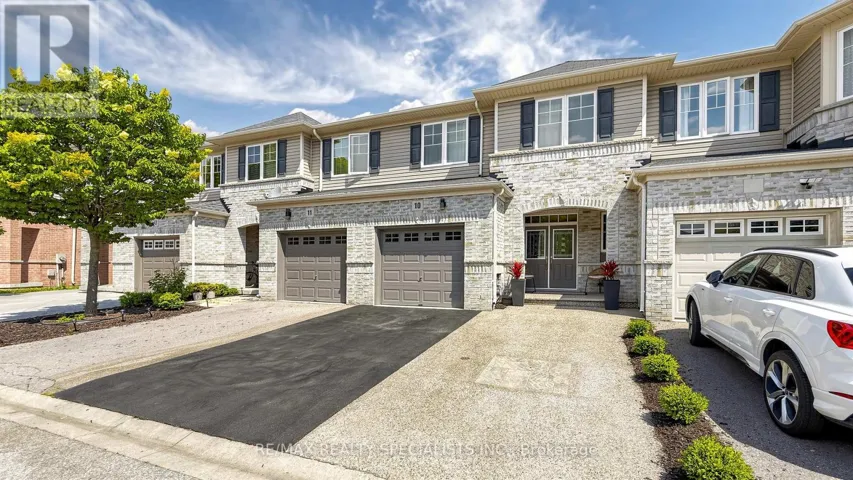 10 - 3275 STALYBRIDGE DRIVE, Oakville (BC Bronte Creek), Ontario L6M0L2