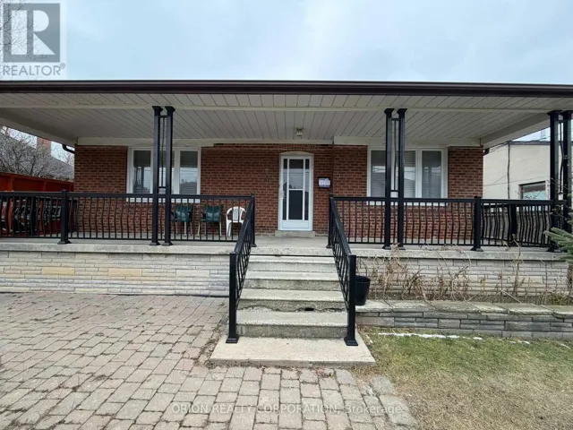 3 ROMAR CRESCENT, Toronto (Yorkdale-Glen Park), Ontario M6B1R7