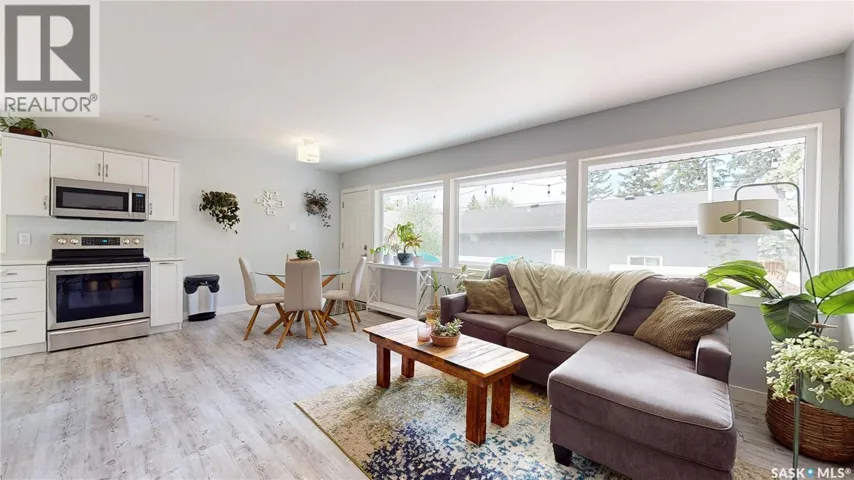 3231 HILL AVENUE, Regina, Saskatchewan S4S0W5