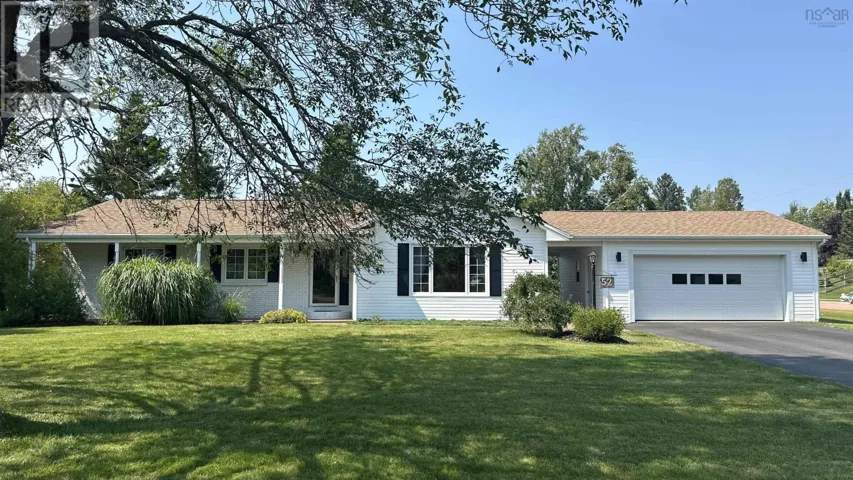 52 Regency Point Drive, Saywood Estates, Bible Hill, Nova Scotia B6L4B4
