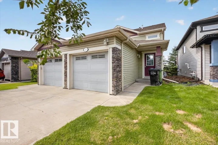 #25 6520 2 AV SW, Edmonton, Alberta T6X1S4