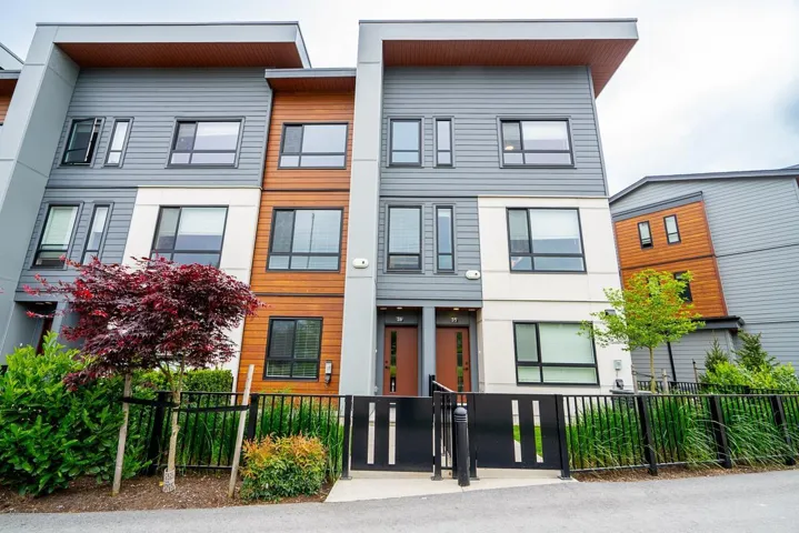 36 30530 CARDINAL AVENUE, Abbotsford, British Columbia V2T0L5