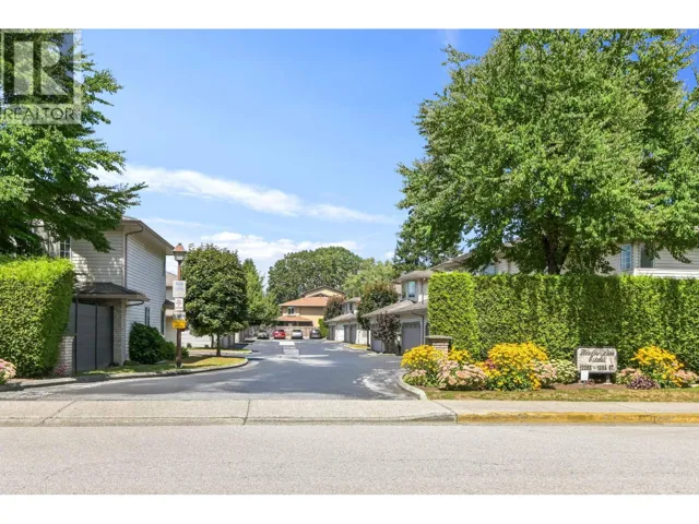 32 12268 189A STREET, Pitt Meadows, British Columbia V3Y2M7