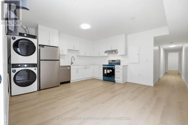 1B - 53 BISHOP AVENUE, Toronto (Newtonbrook East), Ontario M2M1Z4