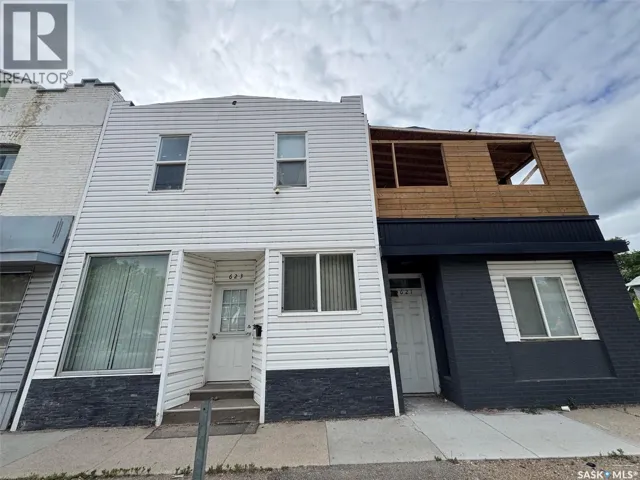 623 H AVENUE S, Saskatoon, Saskatchewan S7M1X1