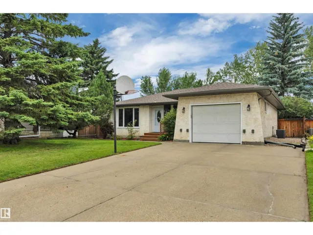 7416 33 Avenue NW, Edmonton, Alberta T6K1J4