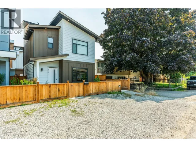 2177 Aberdeen Street, Kelowna, British Columbia V1Y2T3