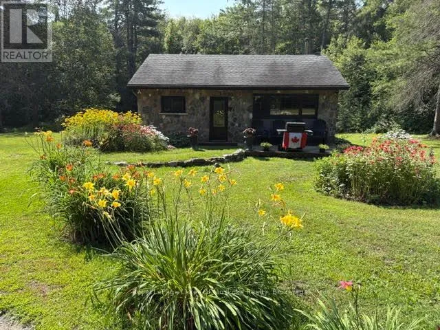 2551 YEARLEY ROAD, Huntsville (Stisted), Ontario P0B1L0