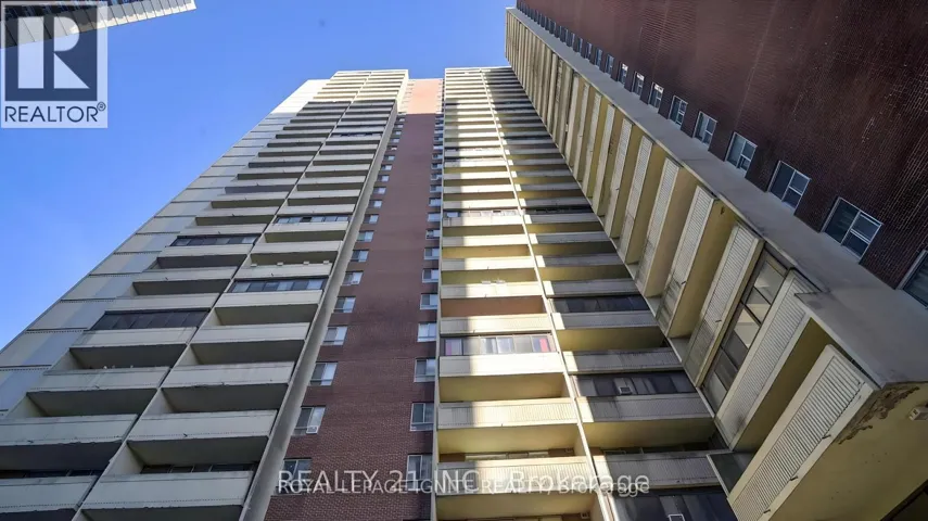 415 - 5 MASSEY SQUARE, Toronto (Crescent Town), Ontario M4C5L6