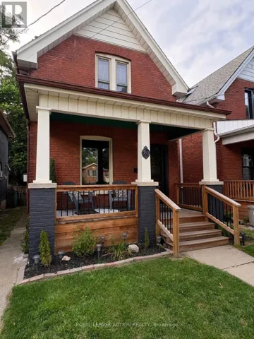 20 WELLS AVENUE, Brantford, Ontario N3R4J2