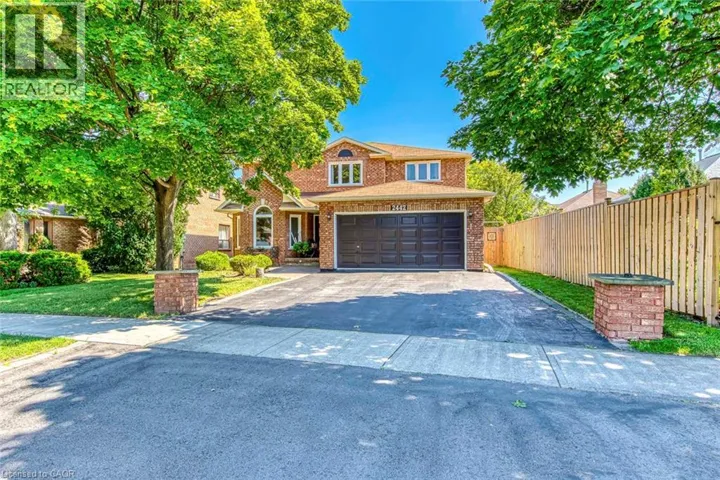 2442 WYNTEN Way, Oakville, Ontario L6J7K9