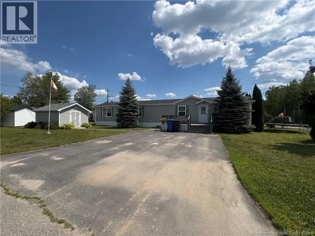 5 Amos Street, Miramichi, New Brunswick E1V7V4