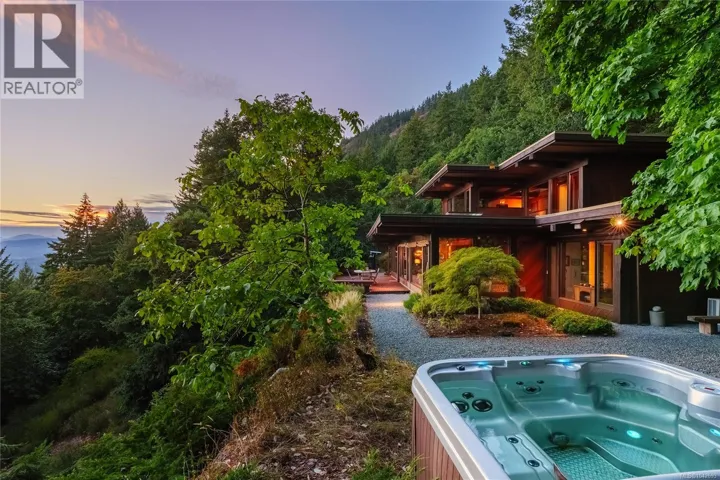 939 Khenipsen Rd, Cowichan Bay, British Columbia V9L5L3