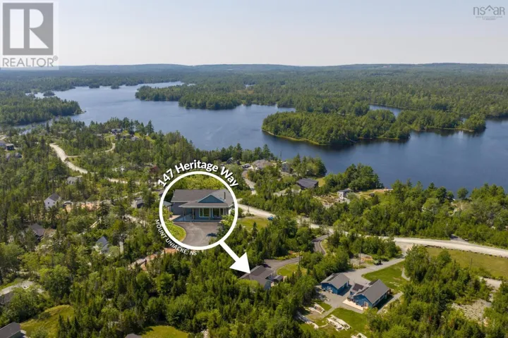 147 Heritage Way, East Uniacke, Nova Scotia B0N1Z0