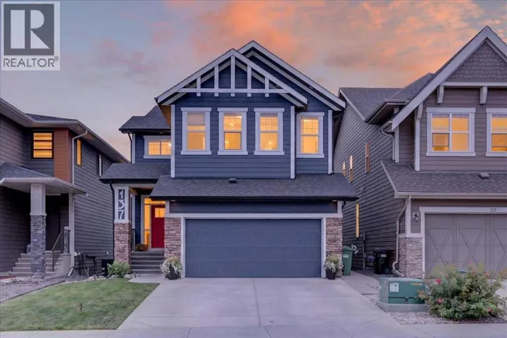 137 Cranbrook Cove SE, Calgary, Alberta T3M2S9