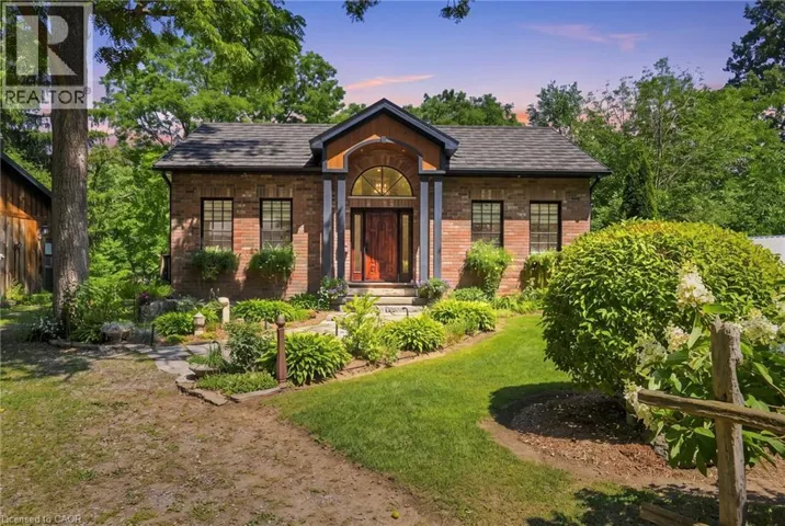 376 MOXLEY Road, Flamborough, Ontario L9H5L5