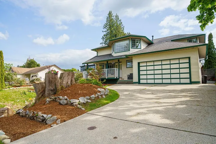 19950 48A AVENUE, Langley, British Columbia V3A6Z7
