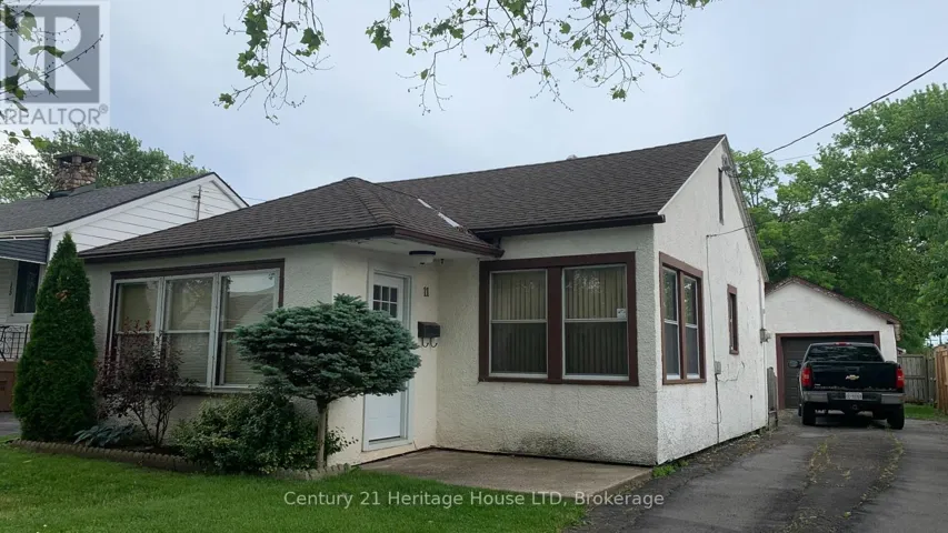 11 ACHILLES AVENUE, Welland (Lincoln/Crowland), Ontario L3B4S3