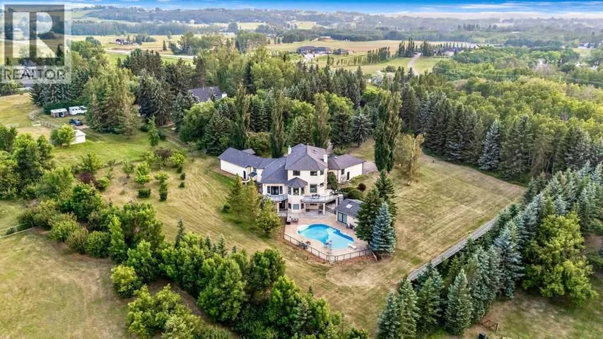 242048 32 Street E, Rural Foothills County, Alberta T0L0X0