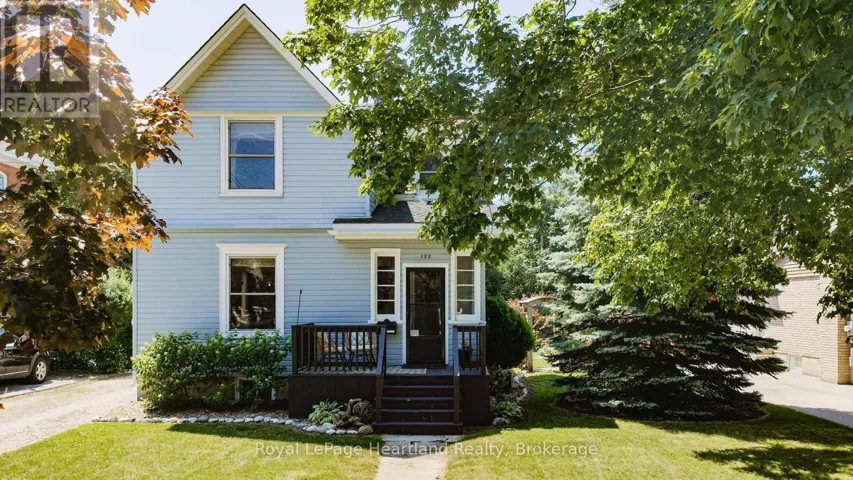 122 NELSON STREET E, Goderich (Goderich (Town)), Ontario N7A1R9