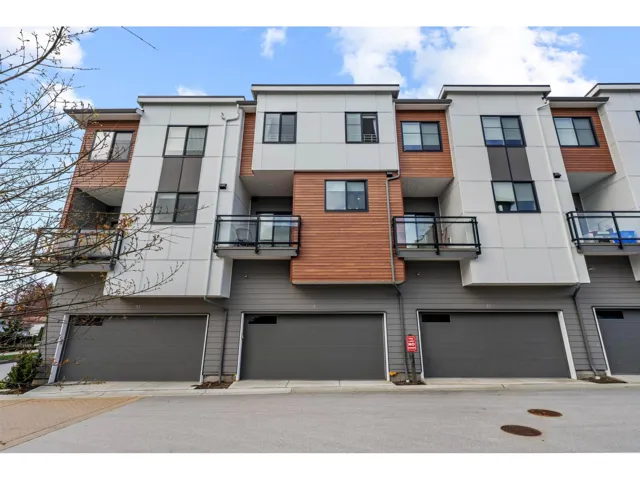56 1639 162 STREET, Surrey, British Columbia V4A4Y1