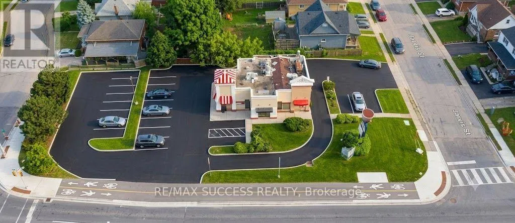 499 DUNDAS STREET, Cambridge, Ontario N1R5R8