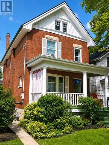 49 PALMERSTON AVENUE, Brantford, Ontario N3T4L1