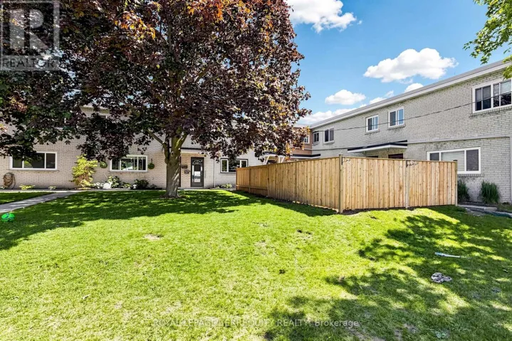 5 - 137 FURNACE STREET, Cobourg, Ontario K9A2E5
